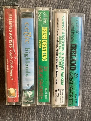 Lot of 5 Irish Music Cassettes - Clancy Bros, Drinking Songs, Celtic Christmas - Image 1 of 4