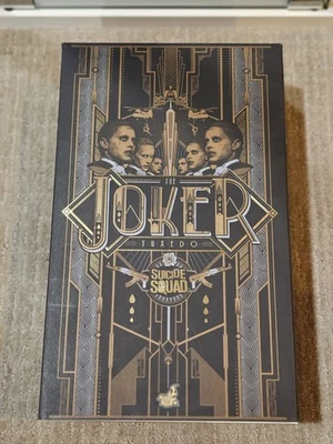 Hot Toys MMS395 1/6 Escuadrón Suicida El Guasón Versión Esmoquin Sin Caja de Figuras Batman Foto 1 de 4