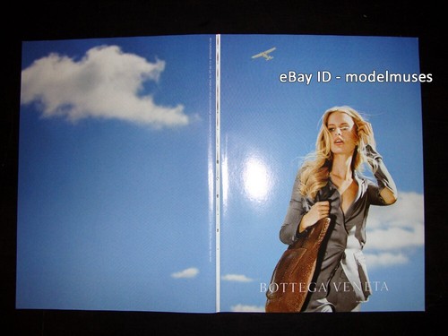 BOTTEGA VENETA 2 PAGINE RIVISTA STAMPA ANNUNCIO PRIMAVERA 2011 KAROLINA KURKOVA