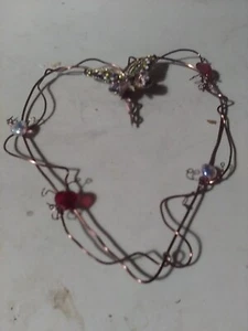 1 Heart-shaped wire wreath with butterfly - Picture 1 of 2