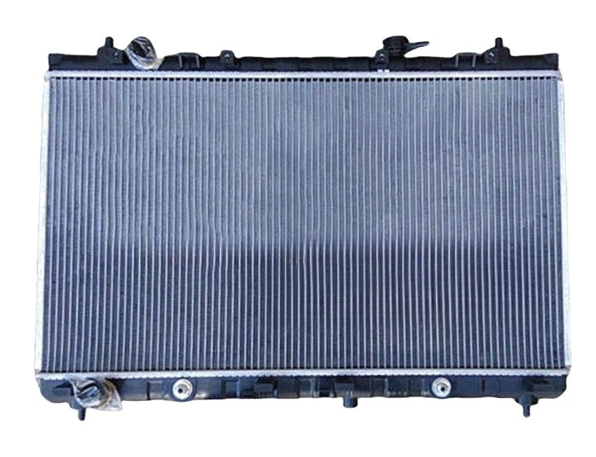 Radiator for KIA Carnival / Grand Carnival VQ 2.7L 3.8L V6 2006-2011 07 10 AT/MT - image 1 of 4