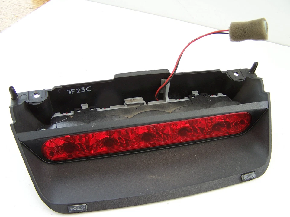 Luz de freno de alto nivel para Chevrolet Matiz (2005-2009) Foto 1 de 1