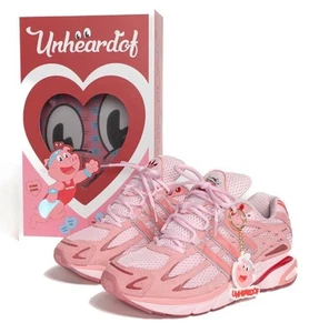 Adidas Adistar Cushion 3 Unheardof Pork Chup Piggy Runner JS2974 NUEVO EN CAJA Talla 5M/6W - Imagen 1 de 10
