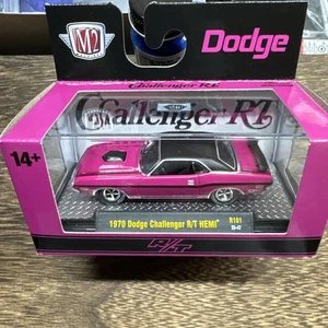 1970 Dodge Challenger M2 Machines 1:64 Scale Auto-Thentics Release 101 - Picture 1 of 2