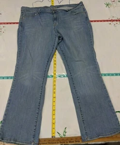 Old Navy Bootcut Classic Rise Sweetheart Jeans, Measures 44x32"  - Picture 1 of 5