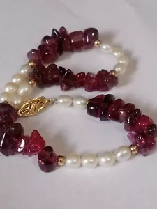Vintage 14k Yellow Gold fresh water pearl natural ruby gemstone Bracelet 9" - Picture 1 of 12