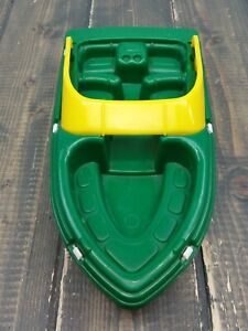 VINTAGE American Plastic Toys Inc GREEN with YELLOW Speed Boat **SEE CONDITION**