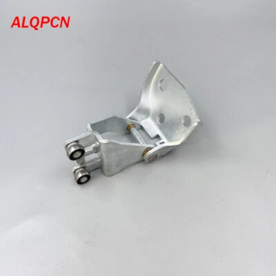 Left sliding door roller middle center  for Nissan urvan E26 NV350 2013-2019 - Image 1 of 4