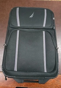 NAUTICA 21" Black Expandable Logo Print Softcase Carry Roller - Bild 1 von 13