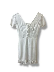 Hollister Women's XS White Eyelet Dress Short Sleeve V-neck Smocked Boho Summer - Picture 1 of 6
