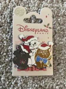 Disney Disneyland Paris DLP Pin - Marie Berlioz Toulouse - Christmas Aristocats - Picture 1 of 2