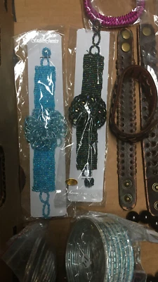 Pulsera NEGRA Iridiscente Semilla Cuentas Flor Grande BAZAR GANGAS Foto 1 de 4