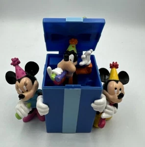 Disney "Mickey & Minnie Birthday Goofy in a Box." - Bild 1 von 12