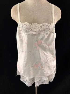 Miss Elaine 3 piece gown set size M top shorts pink roses lace bow USA made - Image 1 of 4