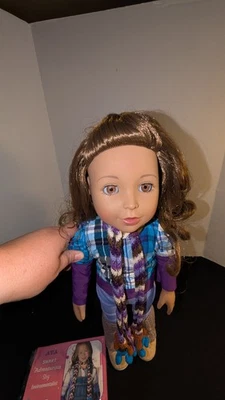 Adora Amazing Girls Collection, muñeca realista de 18” con traje cambiable - Ava Foto 1 de 4
