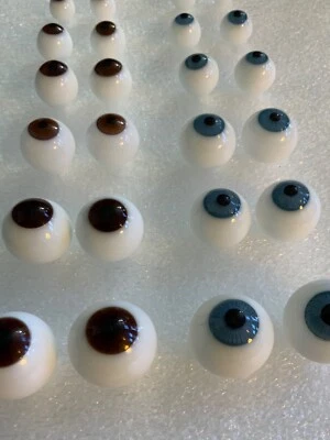 GLASS DOLL EYES, 8mm - 20mm, BLUE AND BROWN, MADE IN GERMANY  - Image 1 of 4