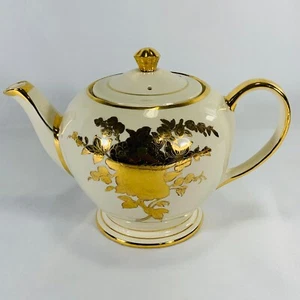 Sadler Teekanne mit goldenen Blumen und Besatz 1555 - Bild 1 von 9