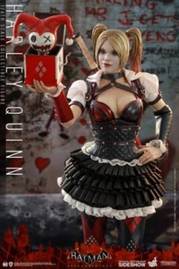 BATMAN: ARKHAM KNIGHT~HARLEY QUINN~SIXTH SCALE FIGURE~VGM41~HOT TOYS~MIBS - Picture 1 of 16