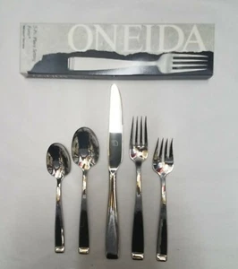 ONEIDA Forte  Stainless Flatware Place Setting Made in USA  - Picture 1 of 4