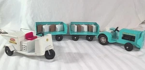 1960's Vintage TONKA AIRLINES Toy Tractor W/Luggage Trailers & SERV-I-CAR 👍 - Picture 1 of 24