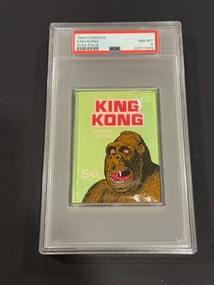 1965 Donruss King Kong Wax Pack PSA 8 RARE - Image 1 of 2