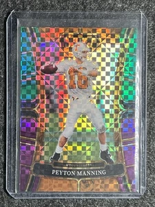 2023 Panini Select Draft Picks Concourse Peyton Manning #76 Hyper Prizm /100 NFL - Foto 1 di 2