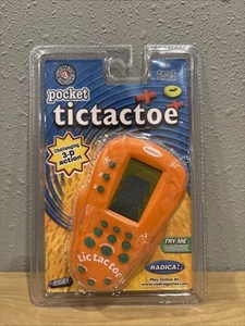 New Pocket Tic-Tac-Toe Handheld 2001 Model 72011 Made By Radica 3D Action New - Picture 1 of 3