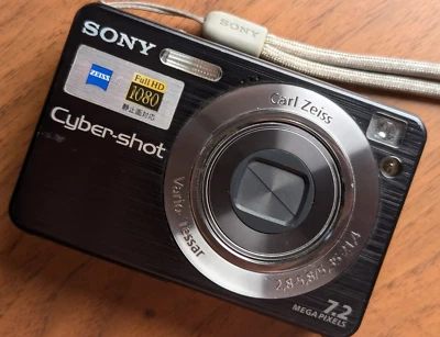 SONY Cyber-shot DSC-W120 7.2MP 4x Optical Zoom Japanese only DigitalCamera Black - Image 1 of 4