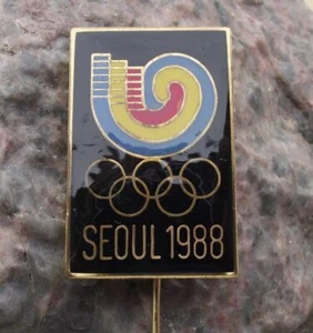 1988 Seoul Summer Olympic Rings Games Official Logo South Korea Pin Badge - Picture 1 of 5