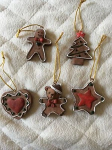 Galleta de jengibre mini adorno de árbol de Navidad conjunto de 5 piezas árbol estrella oso corazón - Imagen 1 de 8