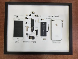 Apple i-Phone 7 GRID - Foto 1 di 3