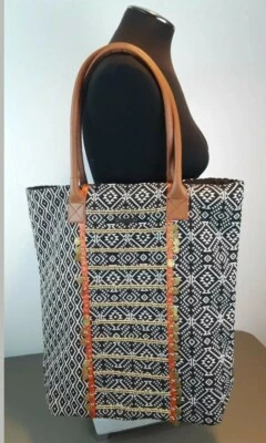 RIP CURL WANDERER Black TOTE BAG Beach, Diaper, Travel Bag - Image 1 of 4