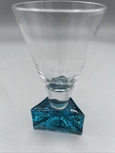 Tarantula Azul Tequila Schnapsglas mit blauem Dreieck mundgeblasenem Sockel. - Bild 1 von 8