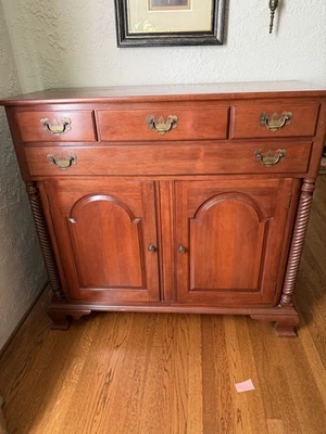 This is a Willett Wildwood solid cherry sideboard, server,  from the 1950s - Image 1 of 4