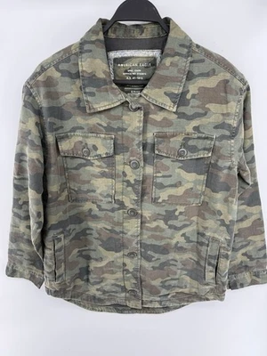 Chaqueta de camuflaje (camuflaje) para mujer talla S American Eagle Foto 1 de 4