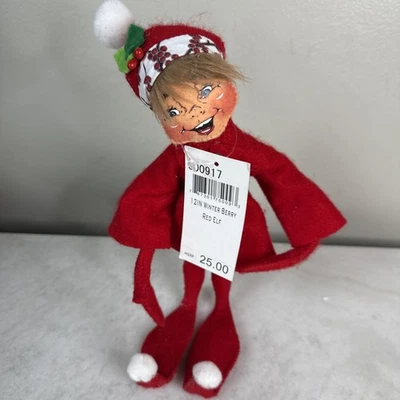 Muñeca de Navidad Annalee - 12” Invierno Berry Red Elf Decoración de vacaciones Foto 1 de 4