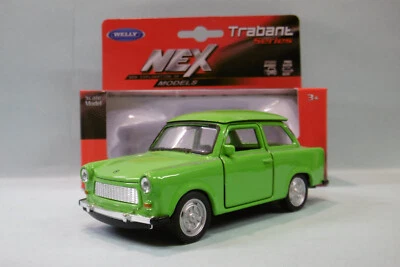 Welly Nex - TRABANT 601 vert réf. 43654 BO 1/32 - Photo 1/3