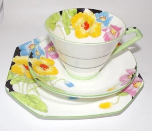 Paragon Iceland Poppy Tea Trio Cup Saucer Plate Art Deco Rare Perfect - Picture 1 of 15