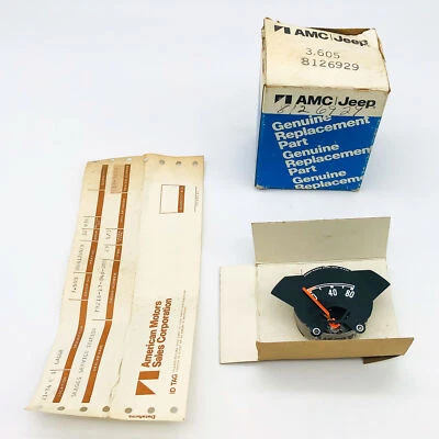 AMC Jeep 8126929 Oil Gauge OEM NOS 81-84 Cherokee Wagoneer J10 J20 Open Foto 1 de 4