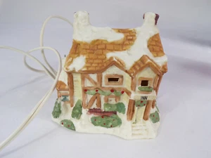 Vintage Studio 5 Wonderland Miniatur Porzellan " Gasthaus " beleuchtet handbemalt K24 - Bild 1 von 8
