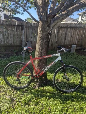 Kona XC Explosif mountain bike easton Sc7000 Scandium DM17 aluminum wheels 32 mg - Image 1 of 4