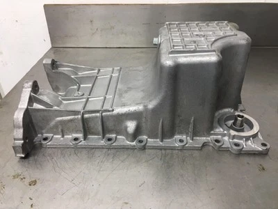 ¡NUEVO!! Dodge Charger Magnum Journey 3.5 V6 2007-10 cárter de aceite del motor OEM 68043599AA Foto 1 de 4