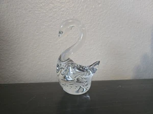 Vintage Glass Swan Clear with Controlled Bubbles Hand-blown Art Figurine 4"  - Picture 1 of 9