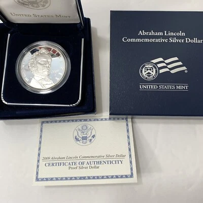2009 P ABRAHAM LINCOLN COMMEMORATIVE SILVER DOLLAR UNCIRCULATED WITH BOX - Image 1 of 4