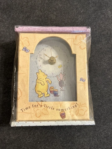 Michel & Co Disney Classic Winnie The Pooh And Piglet Butterfly Yellow Clock New Cover