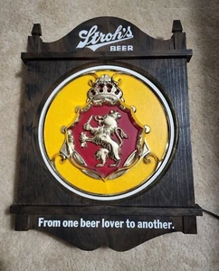 Vintage Stroh's Beer Lighted Sign Man Cave Gold Lion Red Yellow - Picture 1 of 8