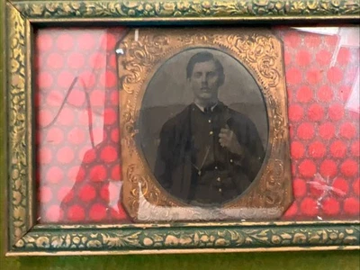 Civil War Tin Type Union Soldier - Image 1 of 4