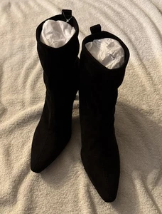 Botas Worthington Olympia para mujer 9,5 negras tacón imitación gamuza punta NUEVAS - Imagen 1 de 8