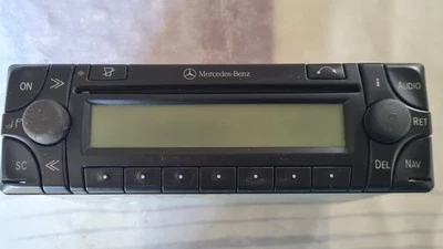 Mercedes W168  W210 S210 E Klasse Radio Autoradio Becker A2088200185 +Code - Bild 1 von 4