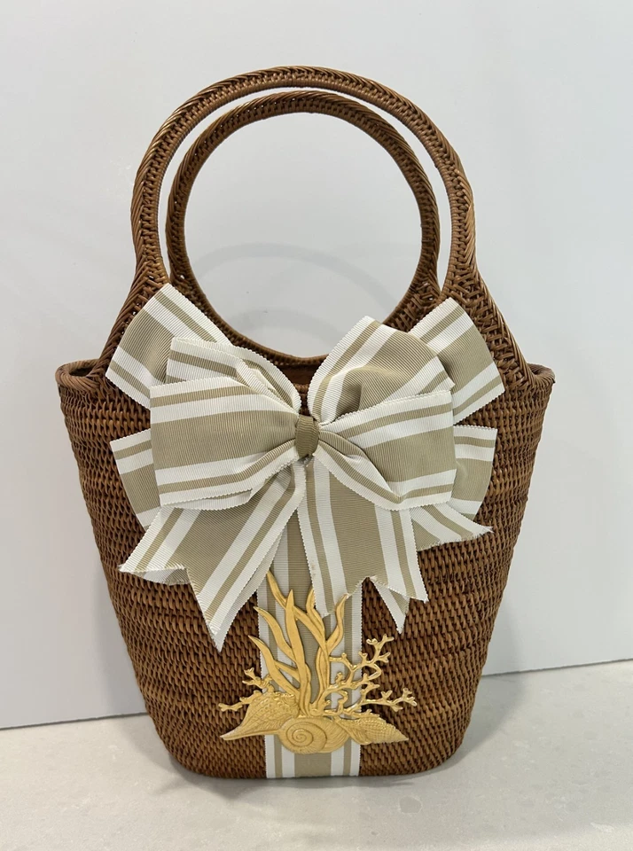 Raro Bolso Cubo Vintage Bosom Buddy Tejido a Mano Paja Beige Blanco Cinta a Rayas  Foto 1 de 4